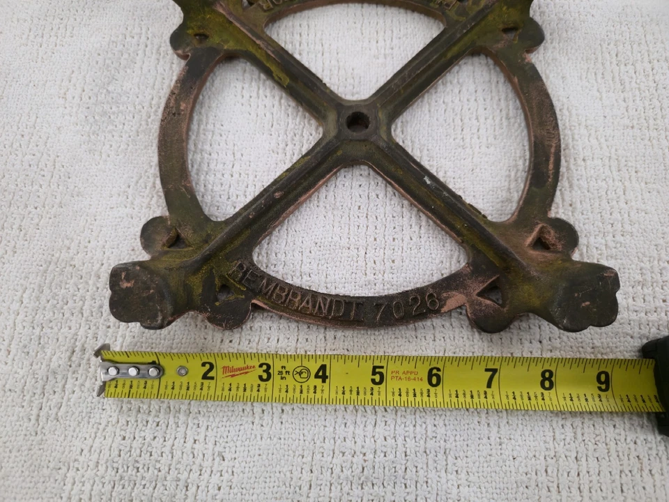 RARO Manija de Válvula de Grifo de Hierro Fundido Vintage Grande Rembrandt 7026 ¡Metal Circular! Foto 3 de 4