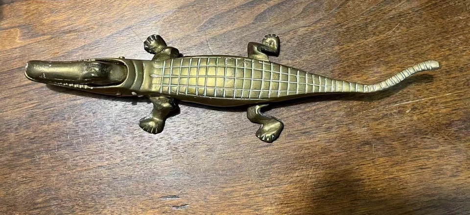 VintageBrass Crocodile Nutcracker 10.50 Inch Long  - Image 3 of 4