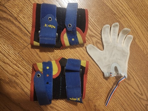 Nipit Stop Thumb Sucking And Glove