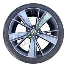 VOLKSWAGEN GOLF MK8 2020-2024 225/40R18