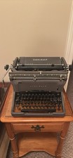 Vintage 1949 Underwood Typewriter thumbnail