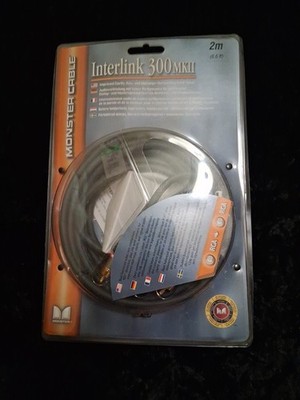 Monster Interlink 300 Gold 2M Phonograph Connection RCA Male To RCA Male
