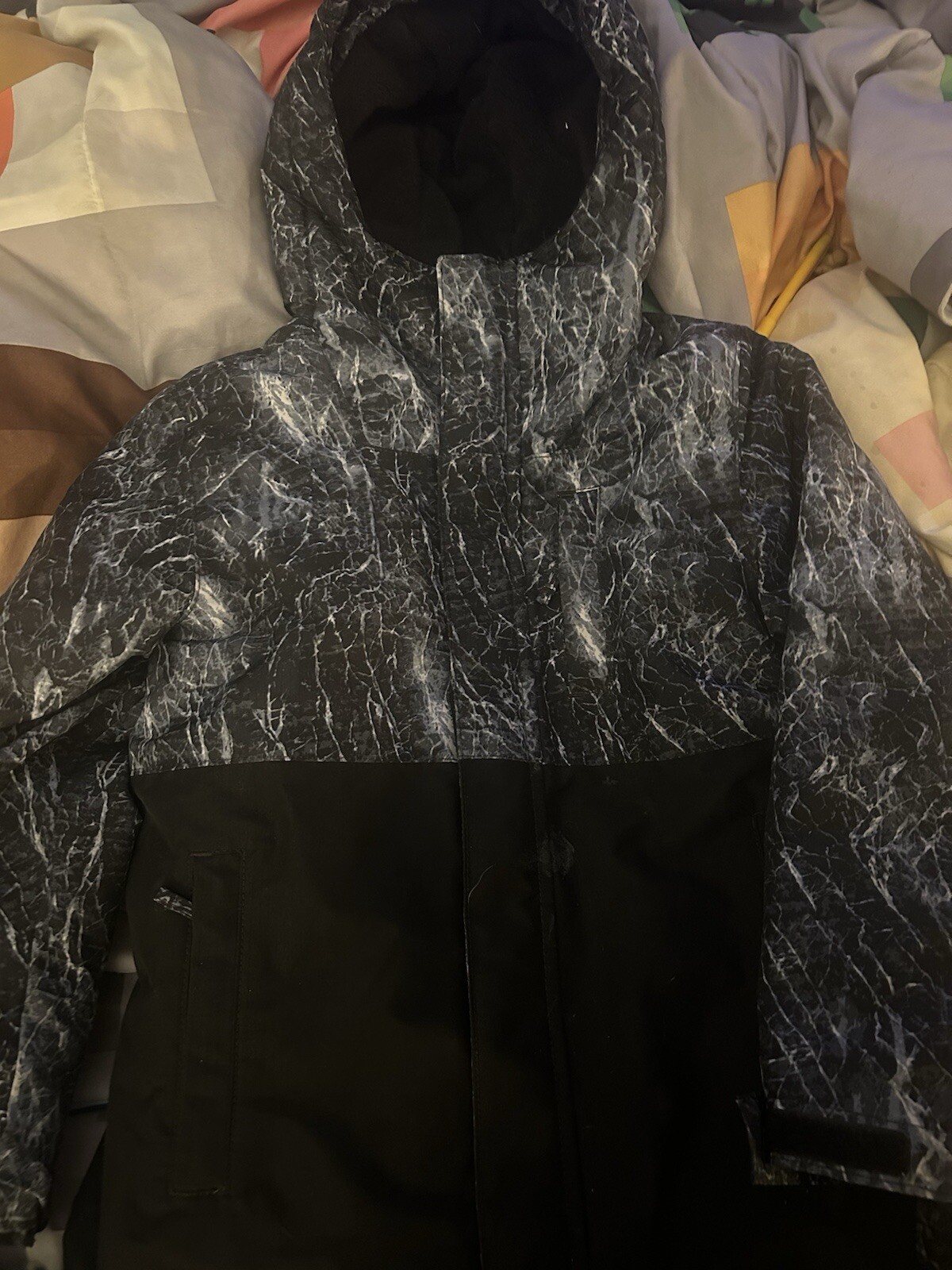 Picture 1 of 2