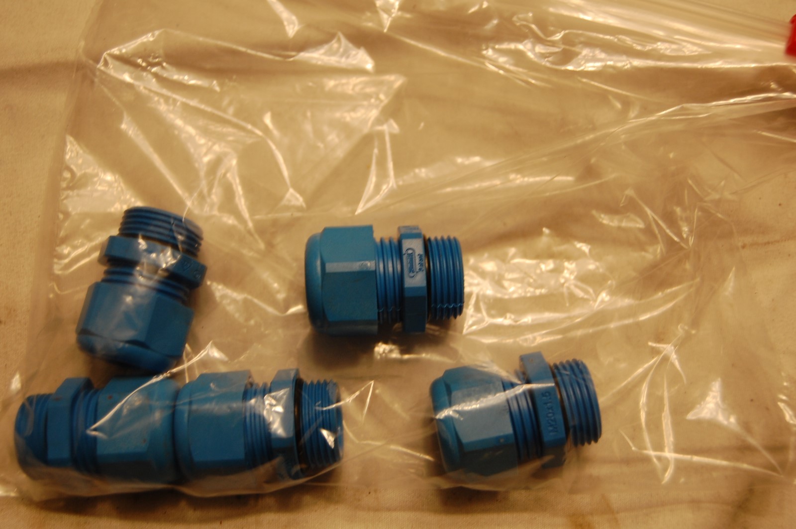 Hummel M20-1.75 Plastic Cord Restraints (Qty of 5)