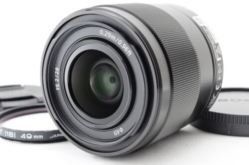 Sony FE 28mm f/2 SEL28F20 Wide Angle AF Lens E Mount w/Caps Filter S/N 0187778