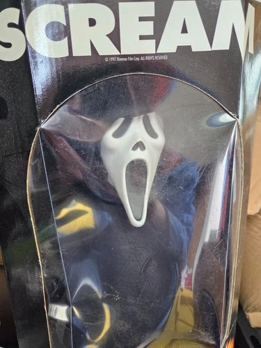 Vtg 1997 Scream Ghostface 18" Figure RIP Horror Collector Series Voice Transform