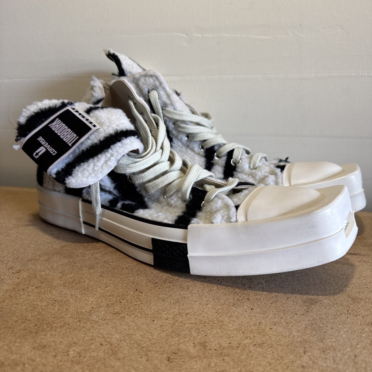 RARE Converse All Stars TURBODRK Zebra Chuck Taylor 70 High Size