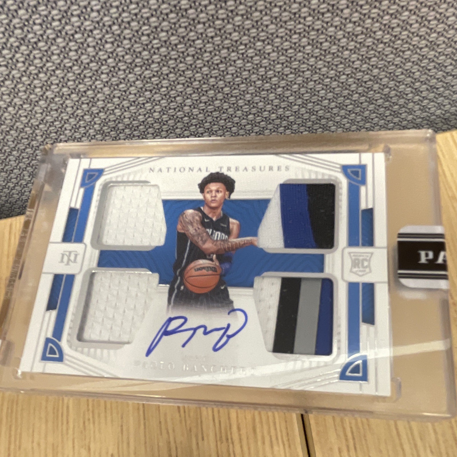 2022-23 National Treasures Rookie Autograph Quad Paolo Banchero Black box 1/1 view 4