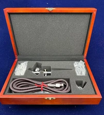 Paasche Airbrush Raptor Gravity Feed Airbrush RG-4WC in Deluxe Wood Box