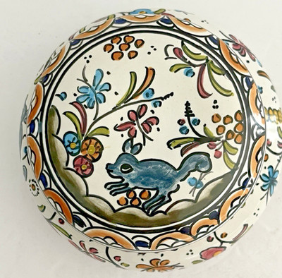 Portugal Pottery Bunny Rabbit Trinket Jewelry Round Box Hand Painted 4.5'' x 3''