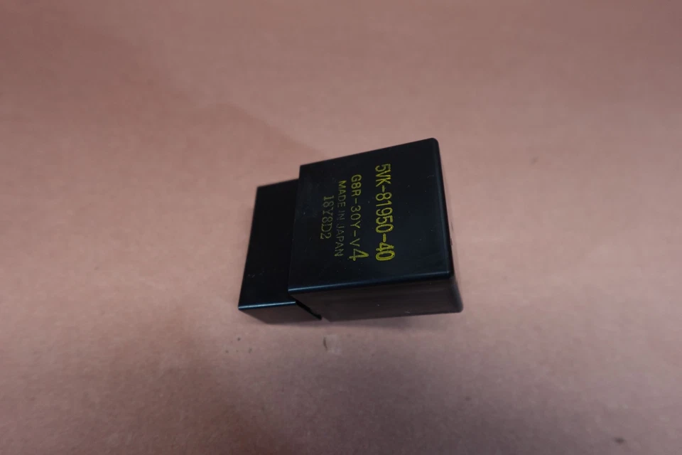 Relé de bomba de combustible Yamaha FZ1 FZ1000 FZ1-S 2006-2015 Foto 2 de 4