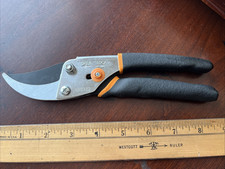 Fiskars AD0323 Bypass Shears 8 Comfort Grip