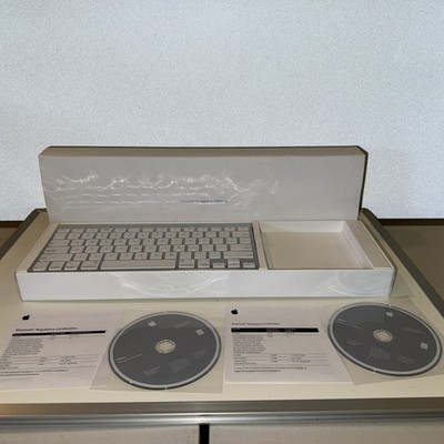 Apple Magic Keyboard Wireless with Bluetooth Battery Operated  A1314 No Mouse.