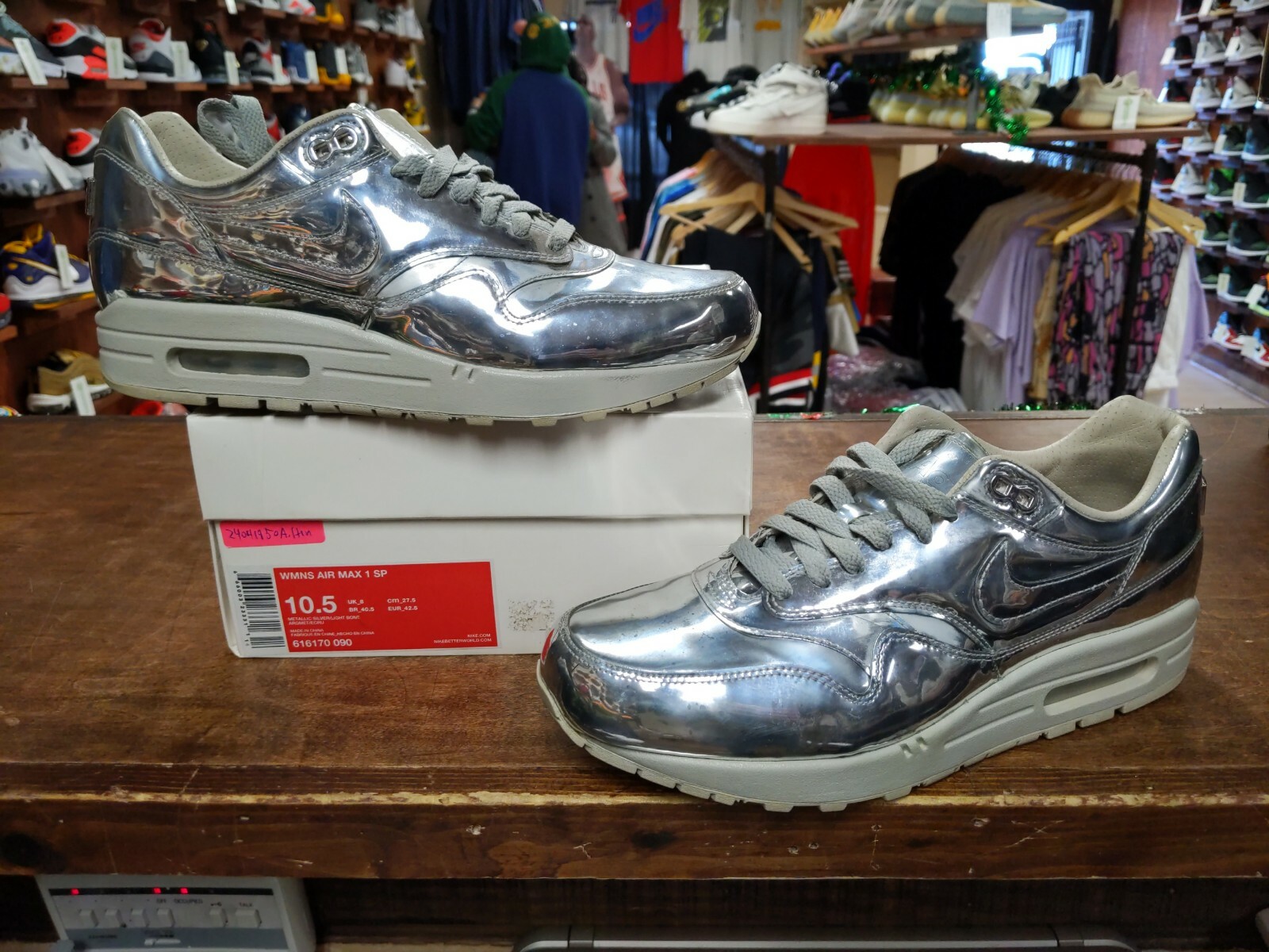 nike air max liquid silver