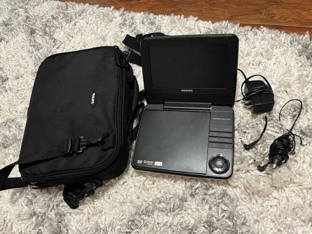 Philips portable DVD player with travel case and dual car-home charger  -image