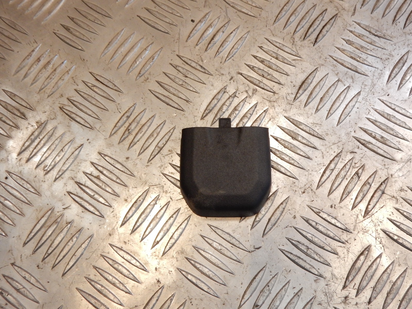 Volvo S60 2013 Front Passenger Seat Rail Trim 8618808 Aai3086 for  