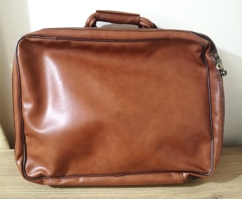 Cathay Pacific Airways Large Brown Leather Business Laptop Messenger Bag - Picture 4 of 15
