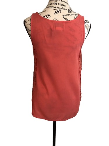 Emmelee Ladies Peach Small Sleeveless Blouse Lace On Sides - Picture 3 of 4