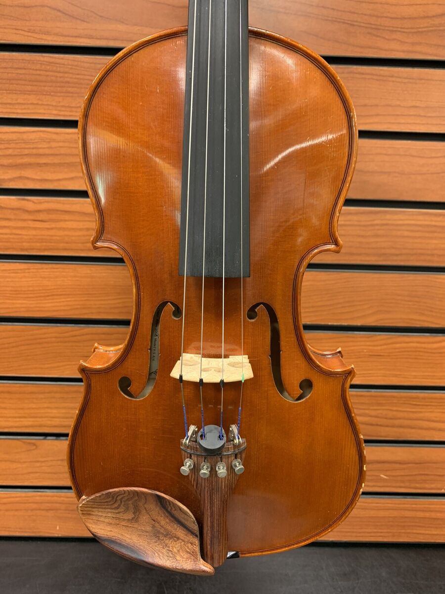 Yamaha 4/4 V5 Violin Size 14 Yamaha 4/4 V5 Violin Size 14