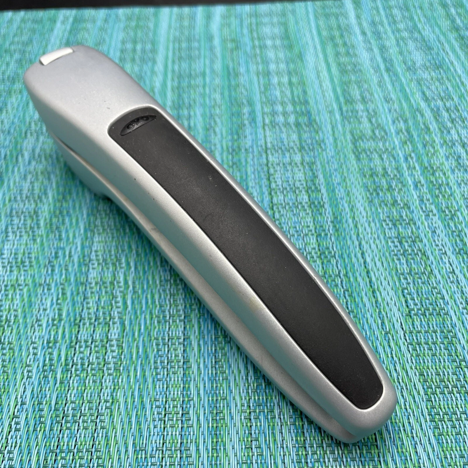 Oxo Garlic Press Crusher w Removable Grate Brushed Metal Heavy Duty Easy Clean
Opens in a new window