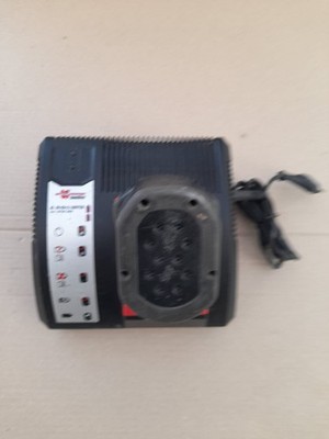 WÜRTH- Master Akkuladegerät AL 30-SD-Li  9,6V-18V+1 Akku SD12v/2,5Ah funktionfäh