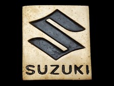 MJ11152 VINTAGE 1970s SUZUKI SOLID BRASS MOTORCYCLE BELT BUCKLE