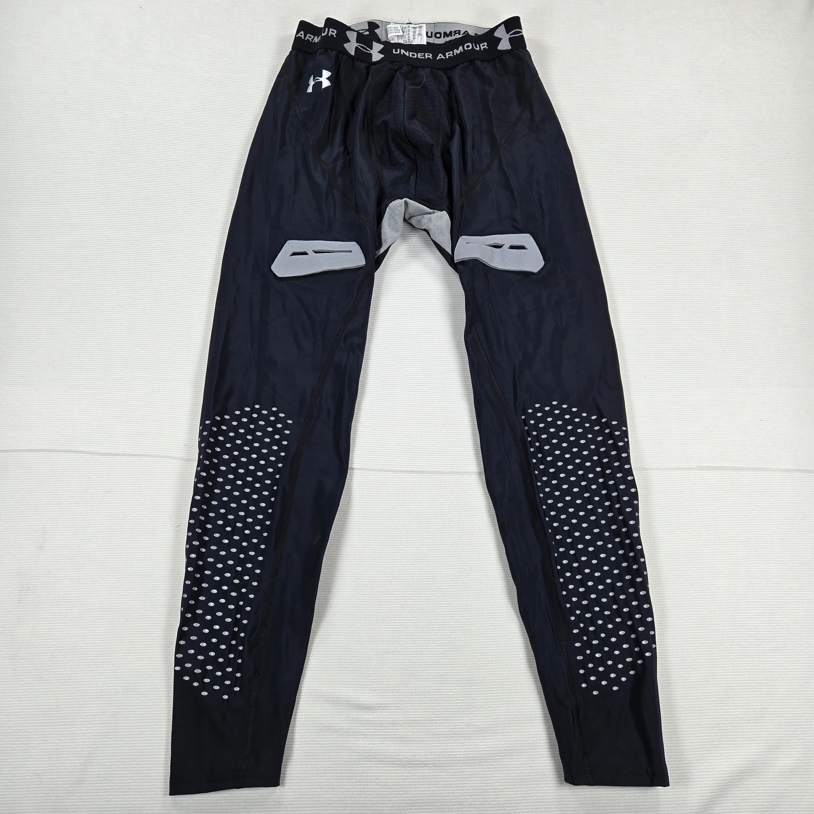NWT Under Armour Heat Gear Base Layer Black Hockey Pants Men's Size Large
Opens in a new window or t