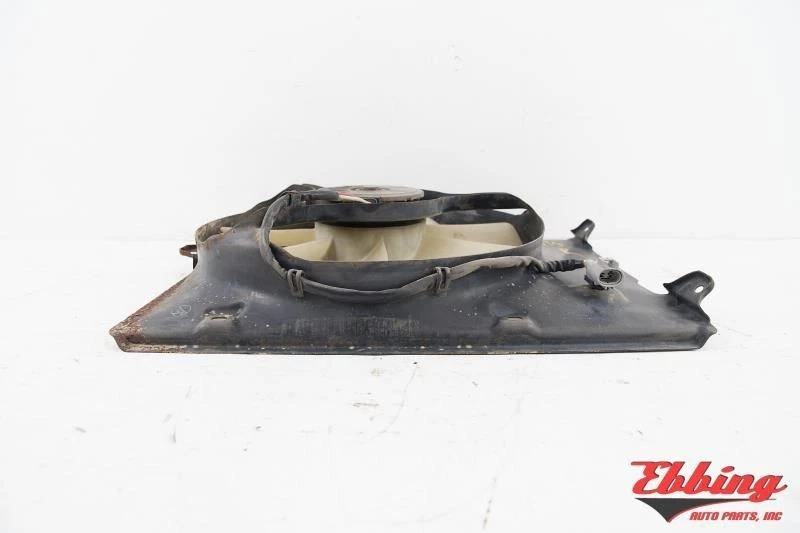 Passenger Right Cooling Fan Assembly ID: S2 Fits 1998-2003 Toyota Sienna 268359 Foto 2 de 4