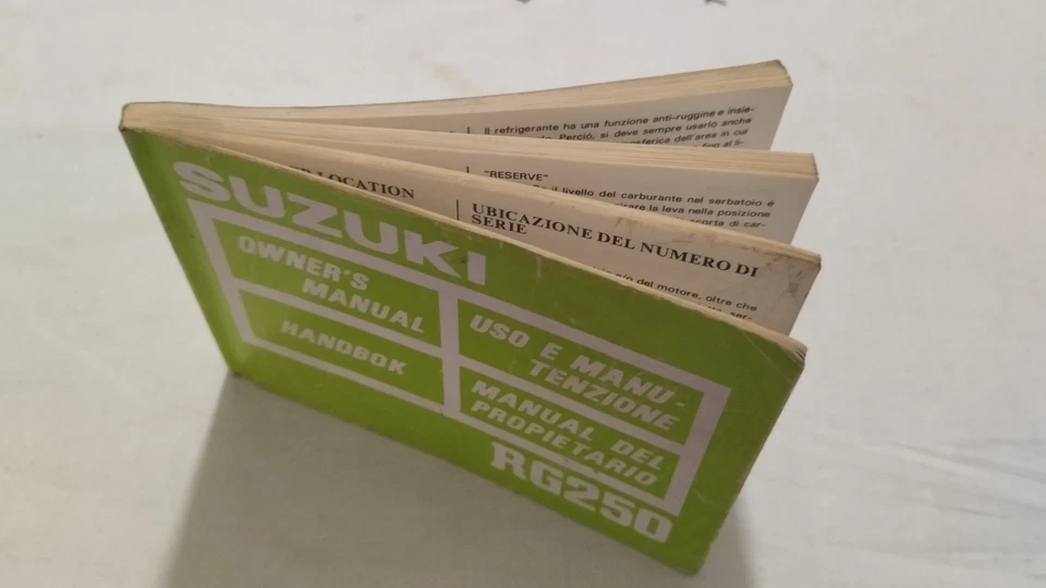 LIBRETTO MANUALE USO E MANUTENZIONE SUZUKI RG 250 1987 (99011-40A21-027) - Immagine 2 di 4