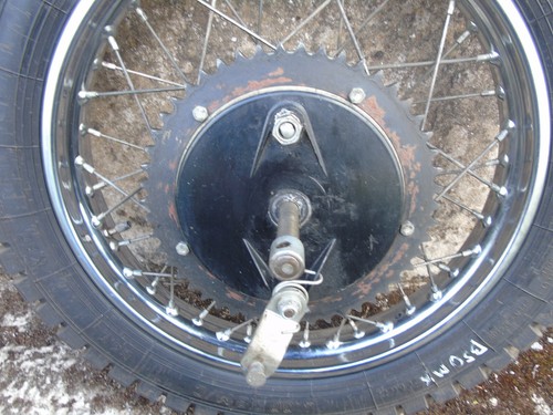 BSA B50 B25 Triumph TR5T T25 Rear Wheel - Picture 4 of 11