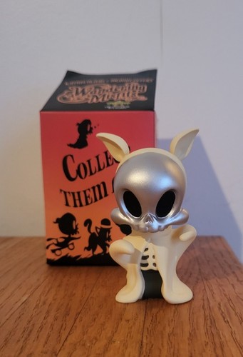 Wandering Misfits 3" 2014 Series Kathie Olivas Brandt Peters Boo Skelve Silver