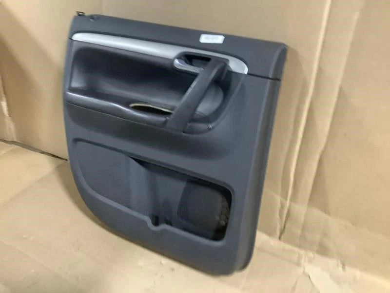 Saturn Outlook XE 2007 puerta trasera izquierda del lado del conductor interior cubierta del panel negro Foto 3 de 4