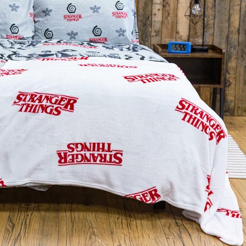 Stranger Things Blanket Darkside Netflix Show Soft Fleece Throw 100cm X 150cm Ebay