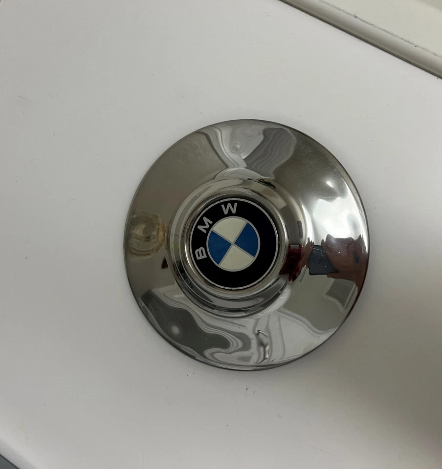 Tapacubos original BMW E12 E3 E9 2500 2800 2800Bav 2800CS 3.0CS 3.0CSi 36131105834 Foto 4 de 4