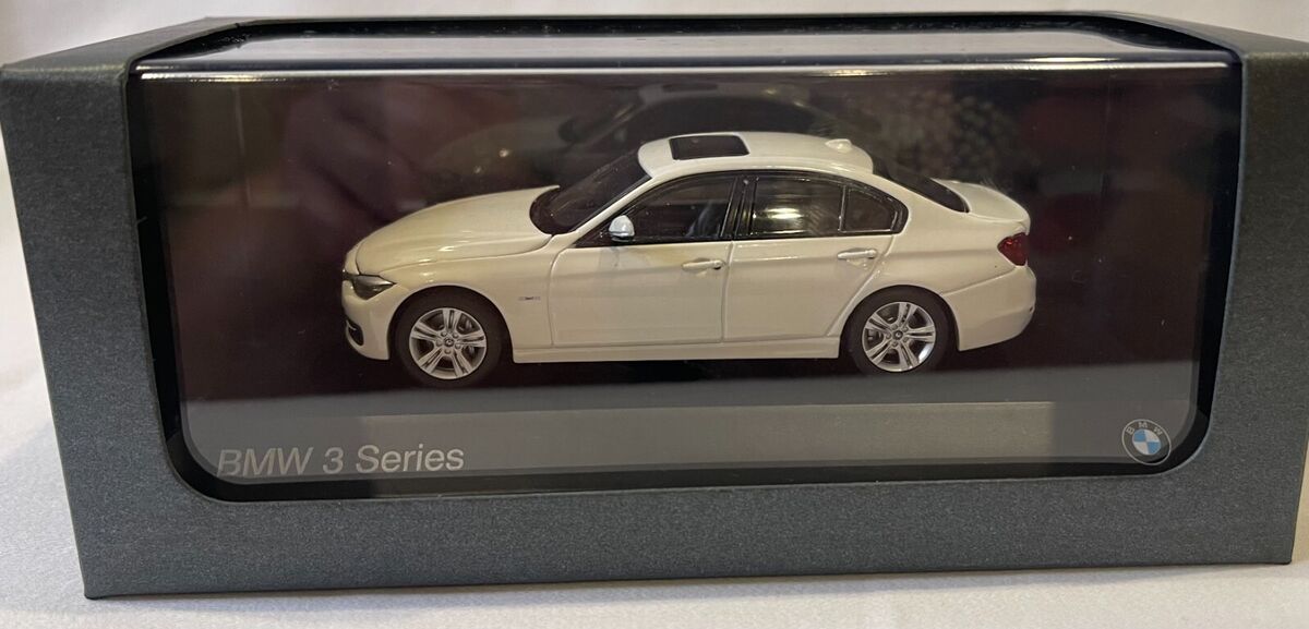 Diecast Car 1/43 BMW 3 Series 3er 3Series Sedan F30 Alpine Diecast Car 1/43 BMW 3 Series 3er 3Series Sedan F30 Alpine