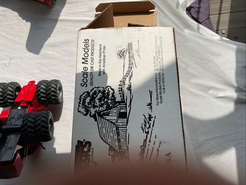 Case IH International Steiger 9370 4WD Tractor 1995 Farm Show Scale Models 1/32 - Picture 11 of 12