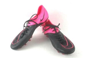mercurial cleats pink