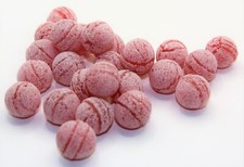 100 gr. Wild Kirsche Bonbon, gefüllt mit Bra...