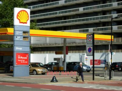 FOTO SHELL WALWORTH SOUTH SHELL'S TANKSTELLE AN DER WALWORTH ROAD AM MAIS