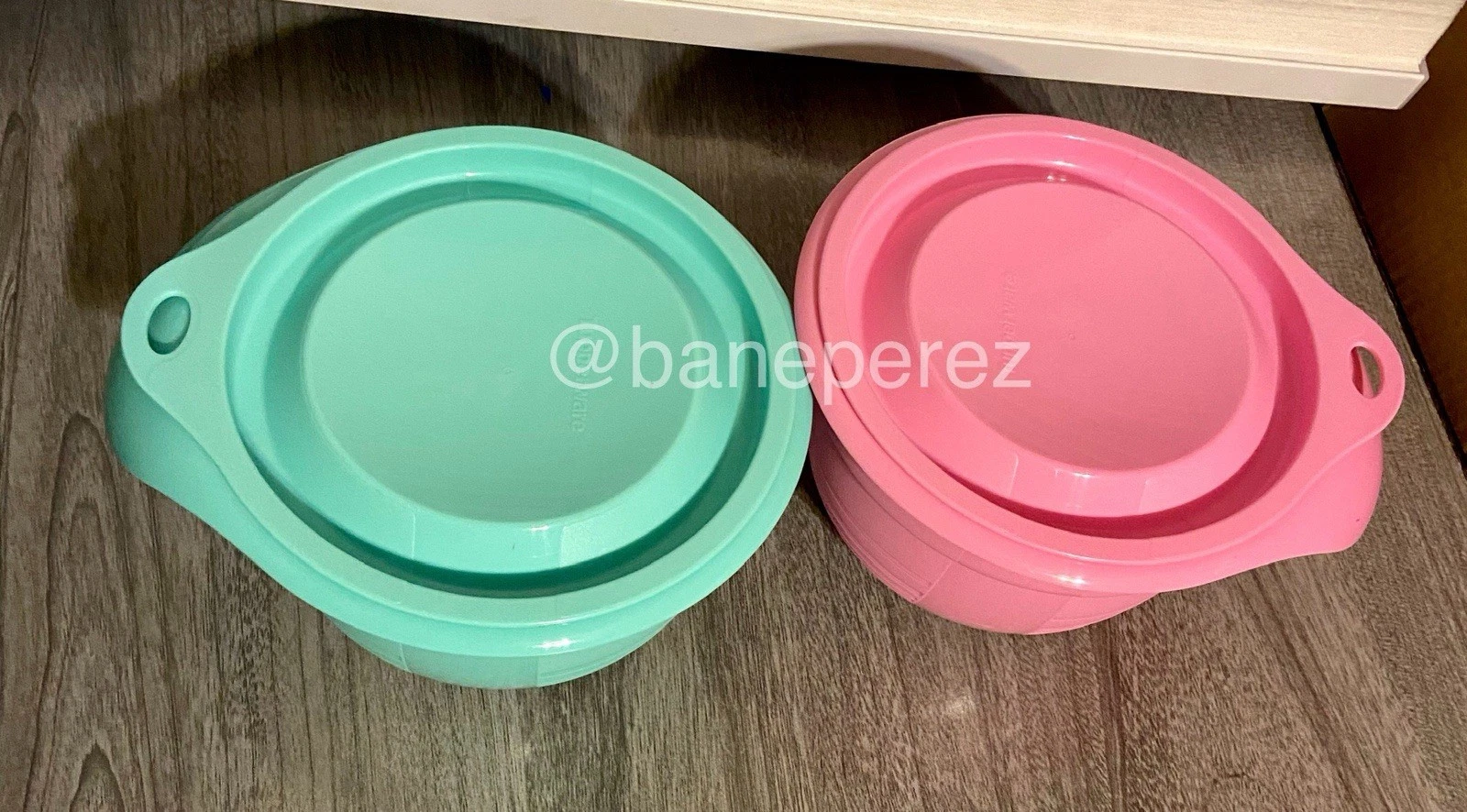 Tupperware Pretty Pastel 625ml/2.5cups Mini mixing bowls mint green and pink