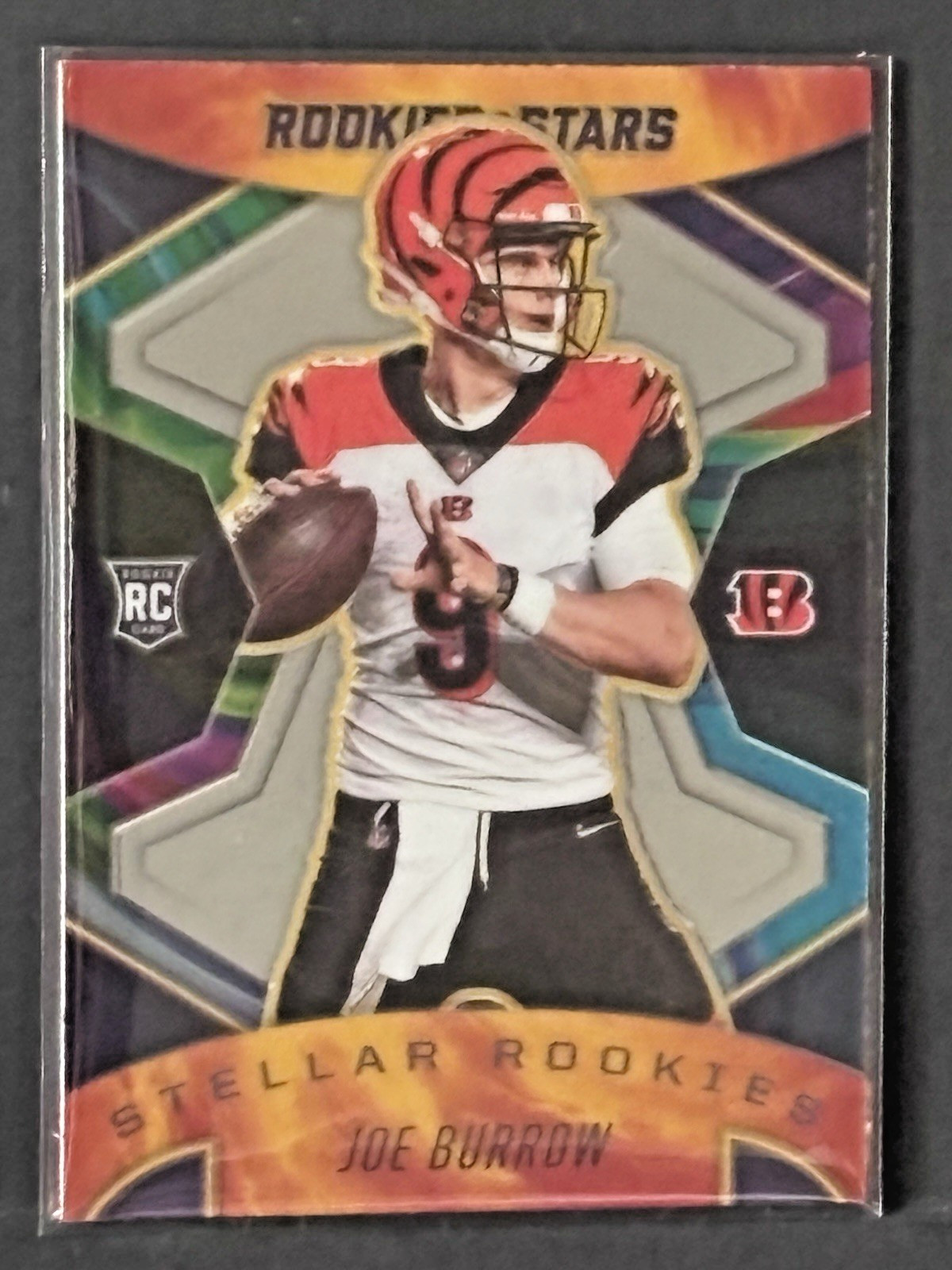 🔥🔥2020 Panini Rookies & Stars - Stellar Rookies Joe Burrow #SR-1 White (RC)