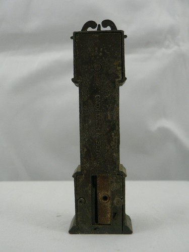 RELOJ DE ABUELO SACAPUNTAS DE METAL FUNDIDO A PRESIÓN MINIATURA VINTAGE - Imagen 3 de 7