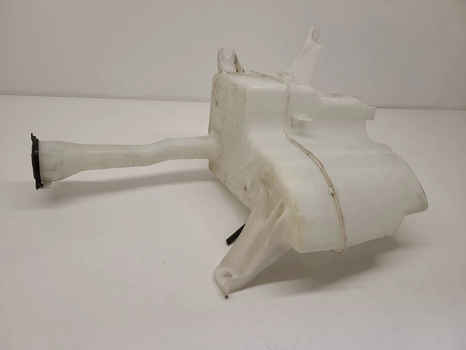 Toyota Avalon 2015 2016 2017 2018 depósito de lavado Foto 2 de 4