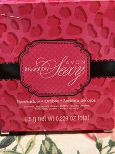 Avon Irresistibly Sexy Eyeshadow Palette With 4 Shades - New In Box