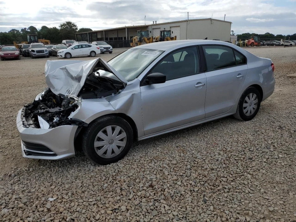 Used Front Right Door Assembly Front fits: 2015 Volkswagen Jetta Front Right Gra - Изображение 2 из 4