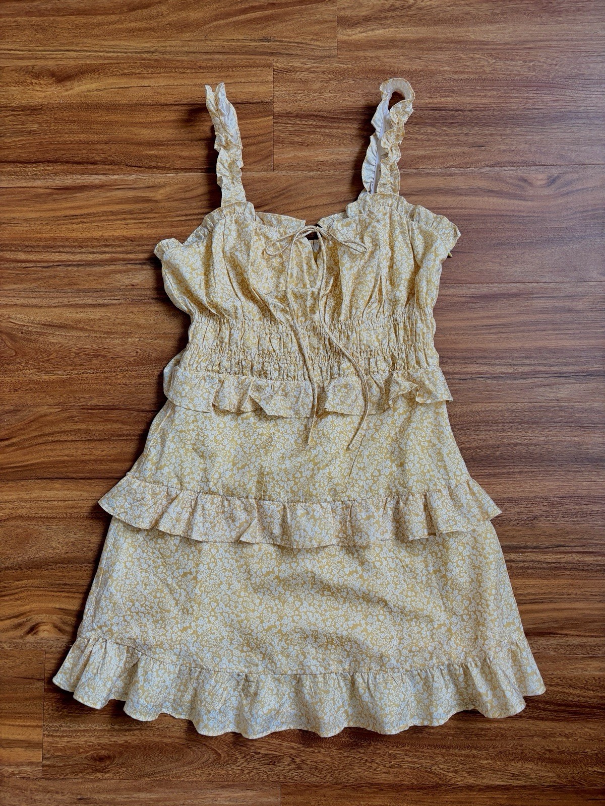 Princess Polly Yellow mini dress with white floral pattern and ruffles SIZE: 2