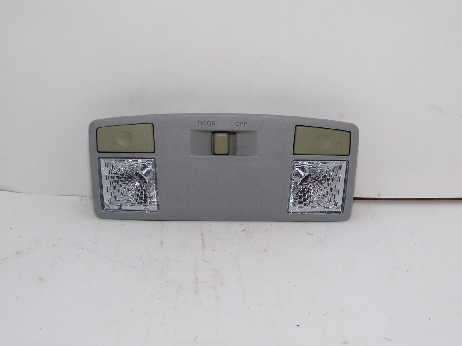 2004-2008 Mazda 3 Overhead Roof interior Dome Map Light Grey No Sunroof