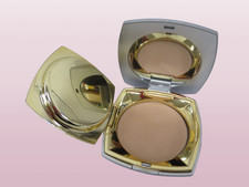 ESTEE LAUDER RE-NUTRIV INTENSIVE COMFORT PRESSED POWDER 03 LIGHT MEDIUM 0.35 OZ