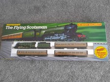 HORNBY 00 gauge FLYING SCOTSMAN train set.   R778 Unused