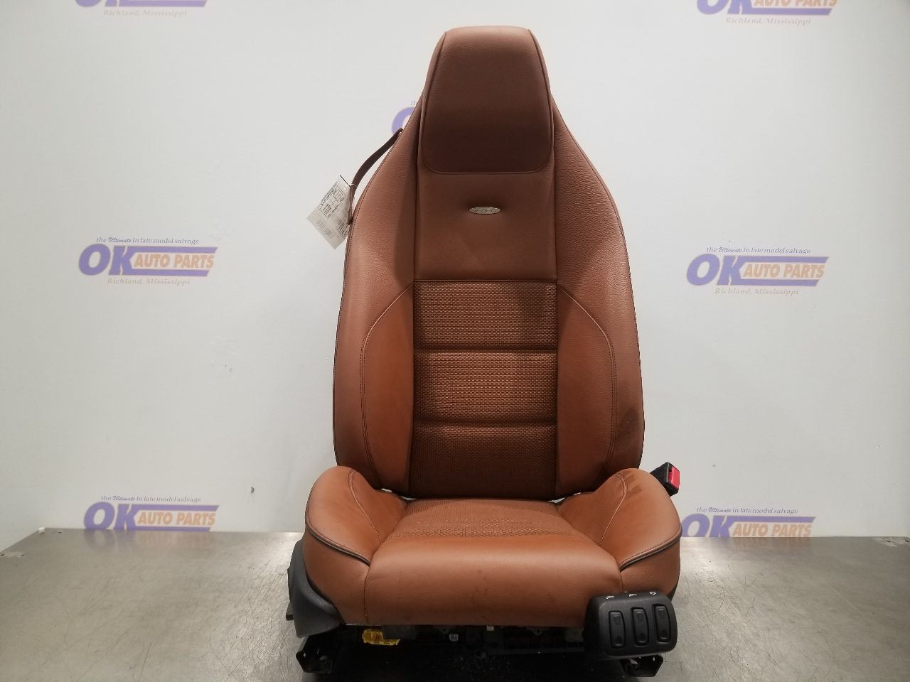 Mercedes-Benz SLS AMG Front Right Seat Brown